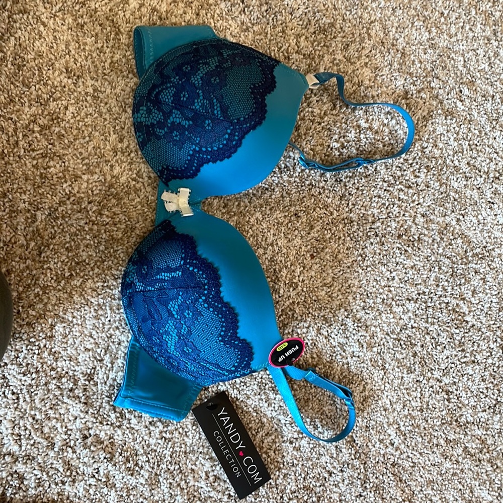 Yandy push up bra - 34B